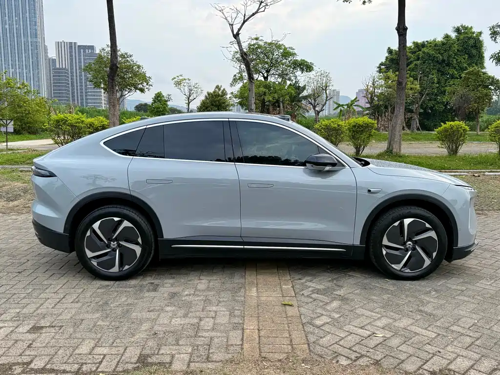 NIO EC6 — фото 16