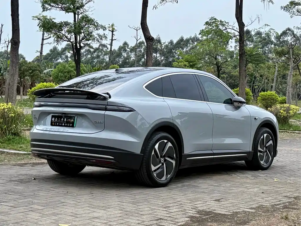 NIO EC6 — фото 17