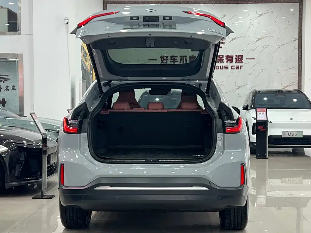 NIO EC6 — фото 7