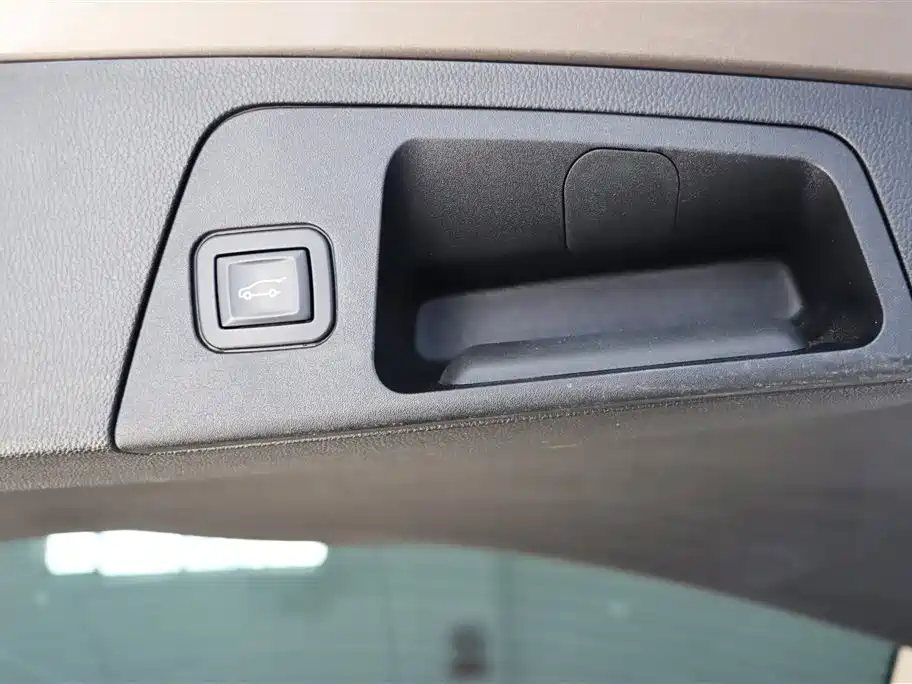 Buick Envision Plus — фото 25