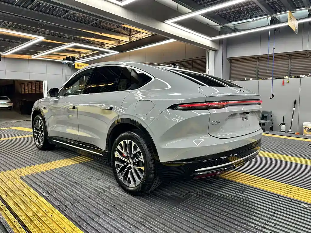NIO EC6 — фото 7