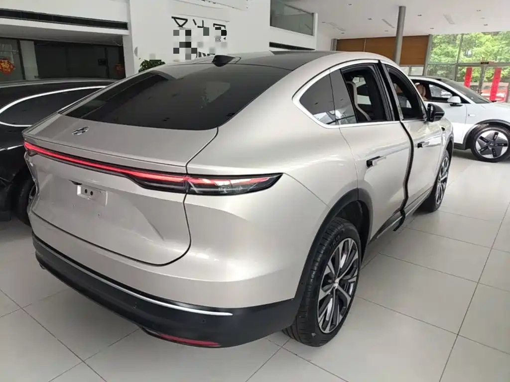 NIO EC7 — фото 7