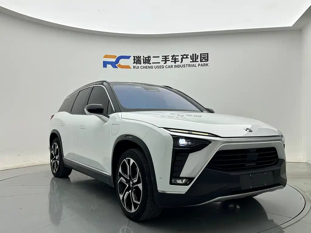 NIO ES8 — фото 3