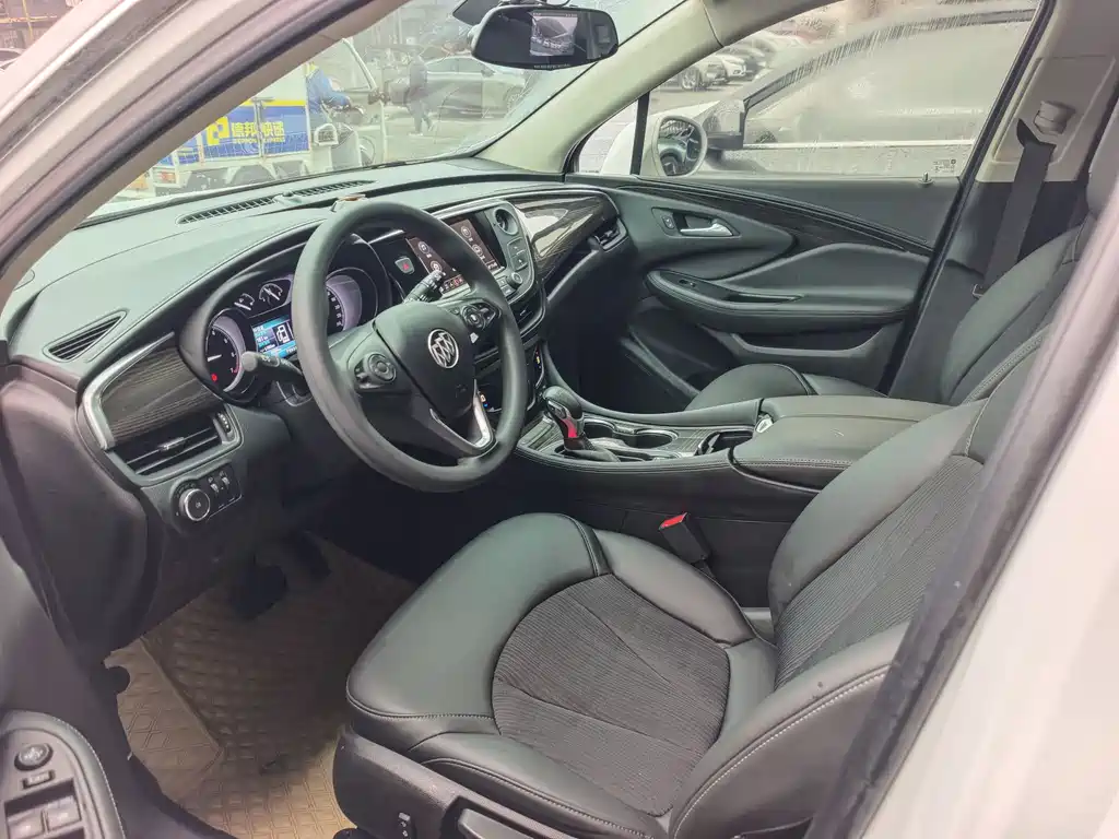 Buick Envision Plus — фото 4