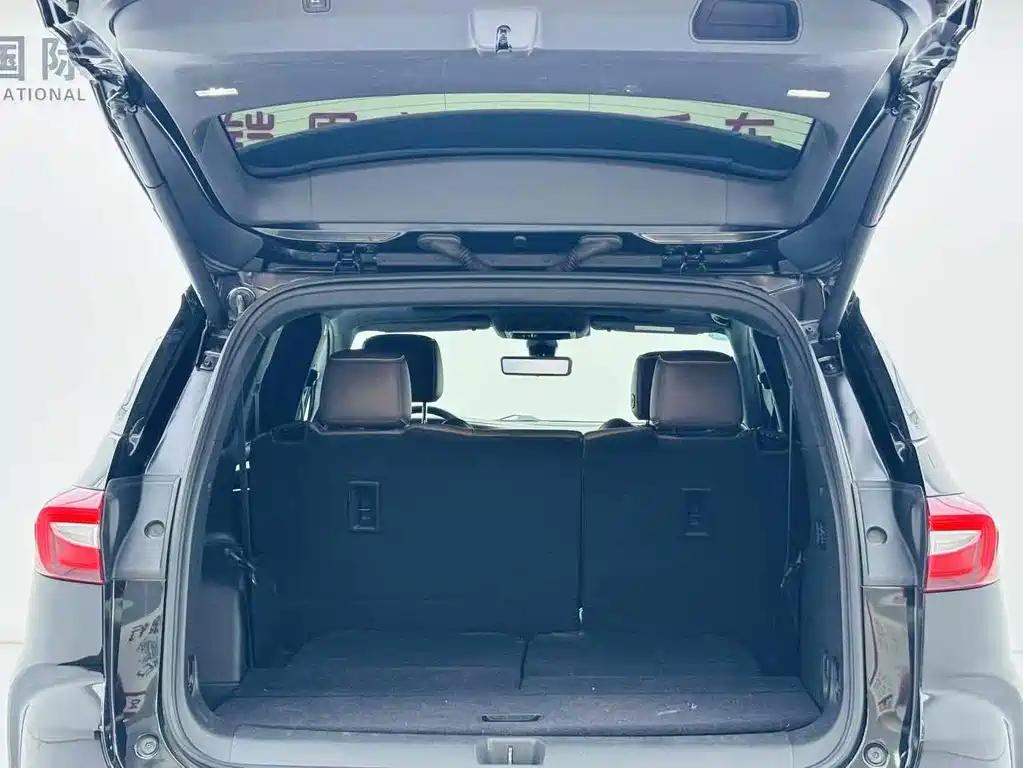 Buick Enclave — фото 19