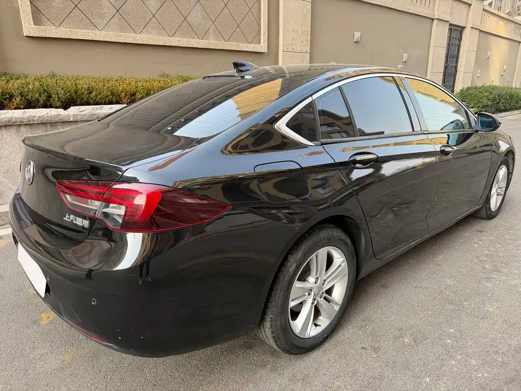 Buick Regal — фото 13