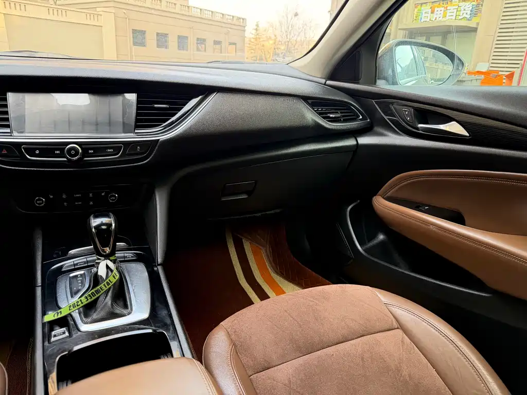 Buick Regal — фото 6