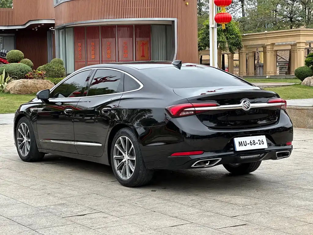 Buick LaCrosse — фото 4