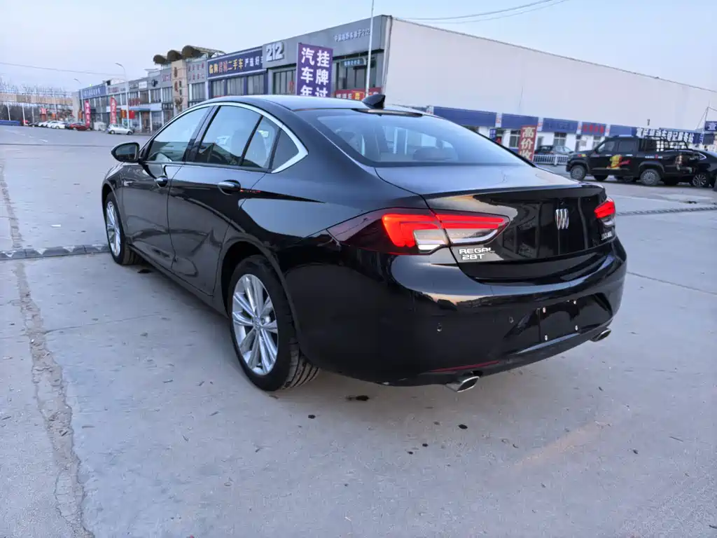 Buick Regal — фото 5