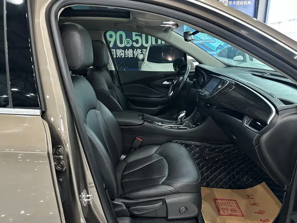 Buick Envision Plus — фото 10