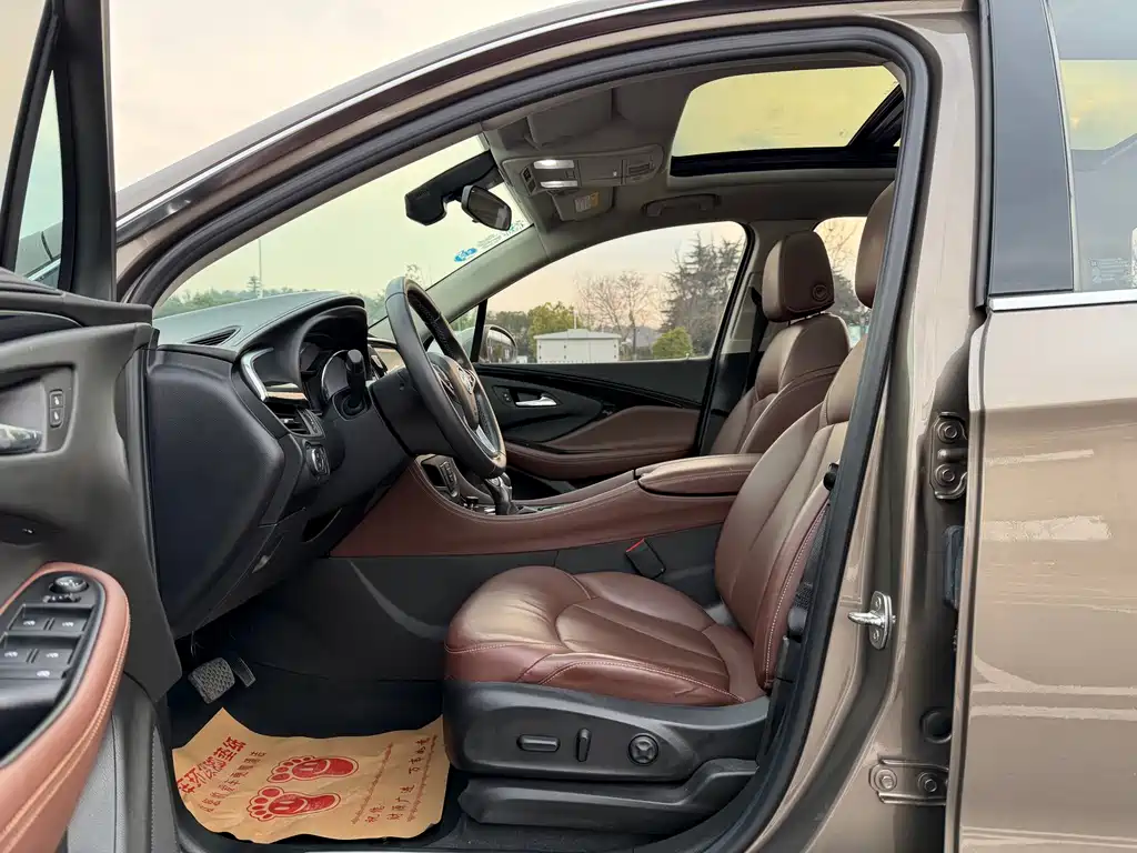 Buick Envision Plus — фото 8
