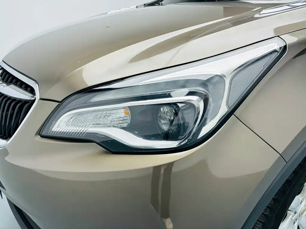 Buick Envision Plus — фото 16