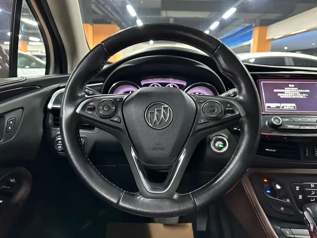 Buick Envision Plus — фото 11