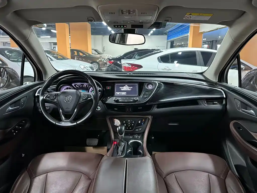 Buick Envision Plus — фото 4