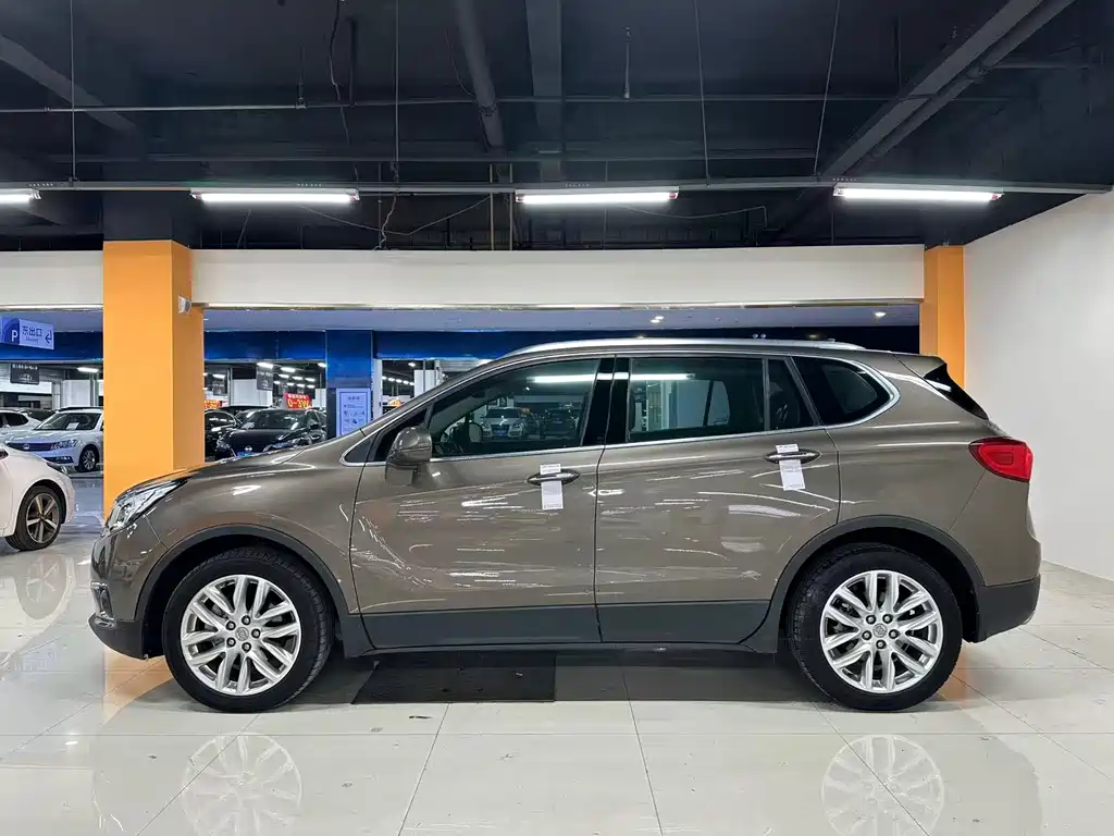 Buick Envision Plus — фото 9