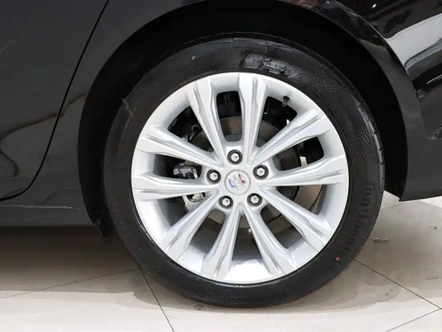 Buick Regal — фото 20