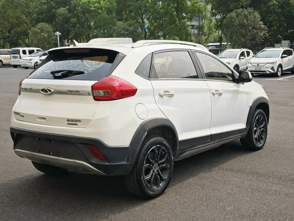Chery New Energy Tiggo 3xe — фото 9