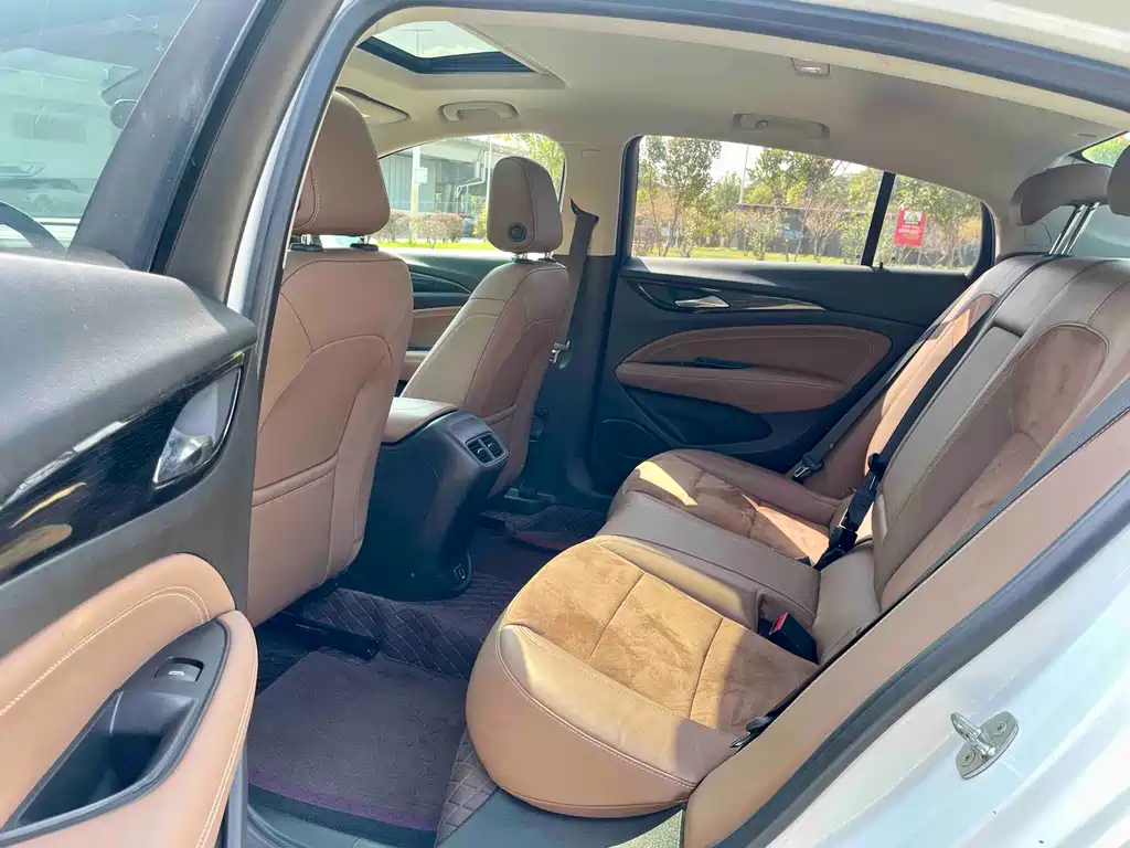 Buick Regal — фото 7