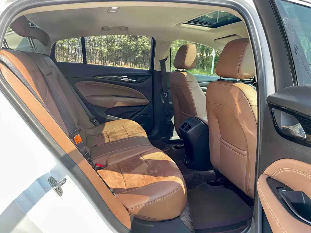Buick Regal — фото 9