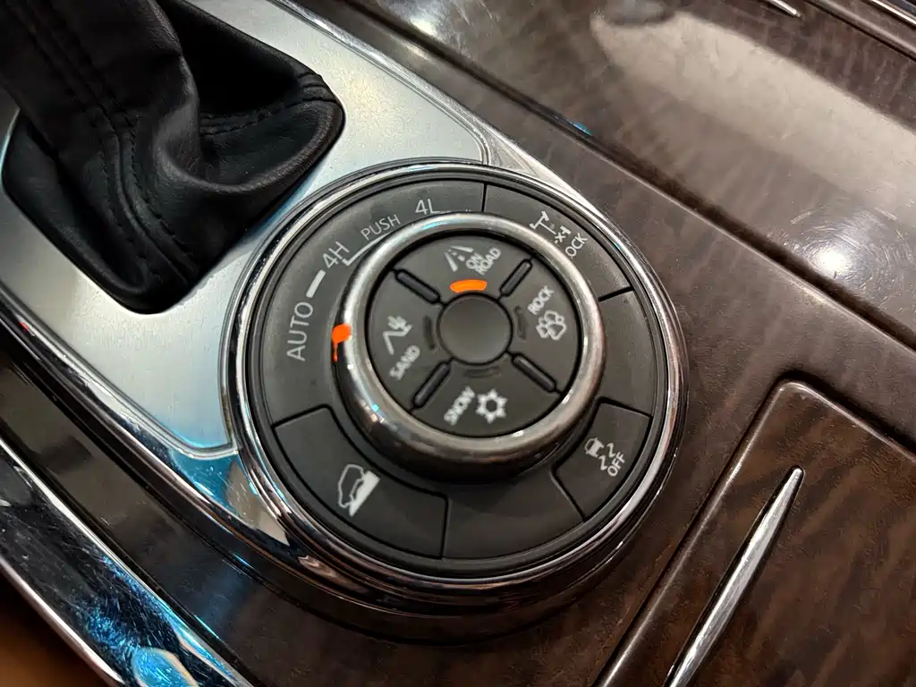 Nissan Patrol — фото 11