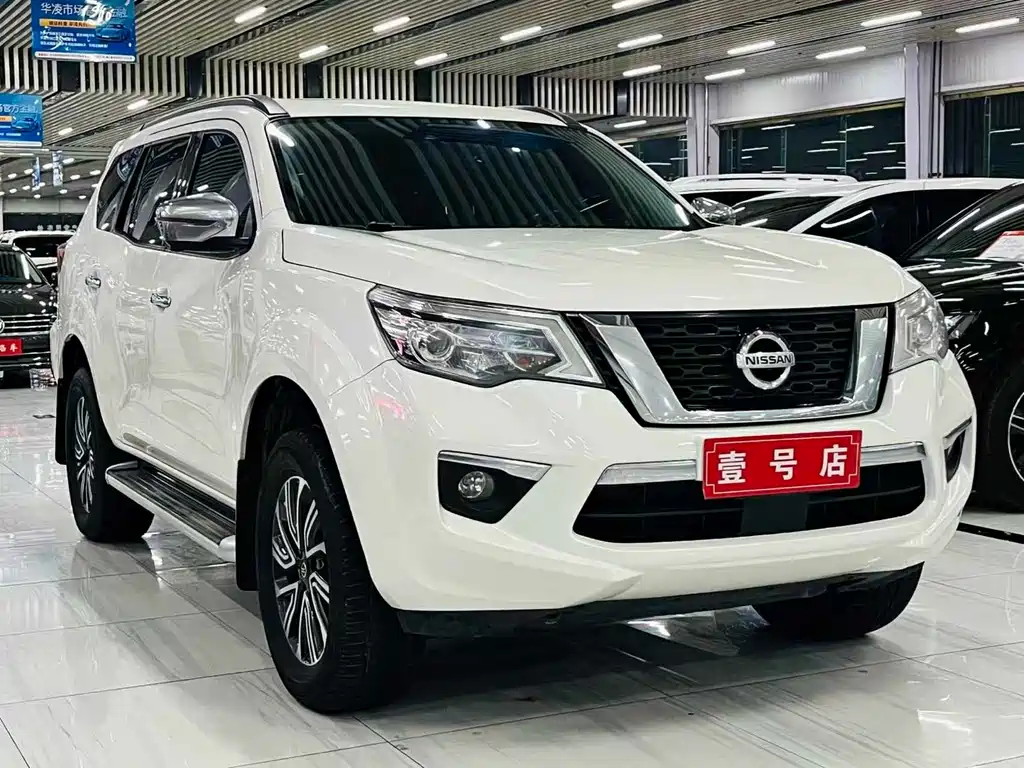 Nissan Terra — фото 3