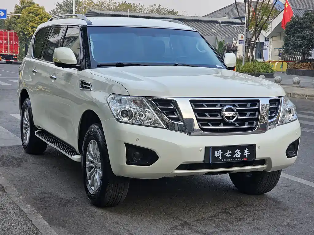 Nissan Patrol — фото 3