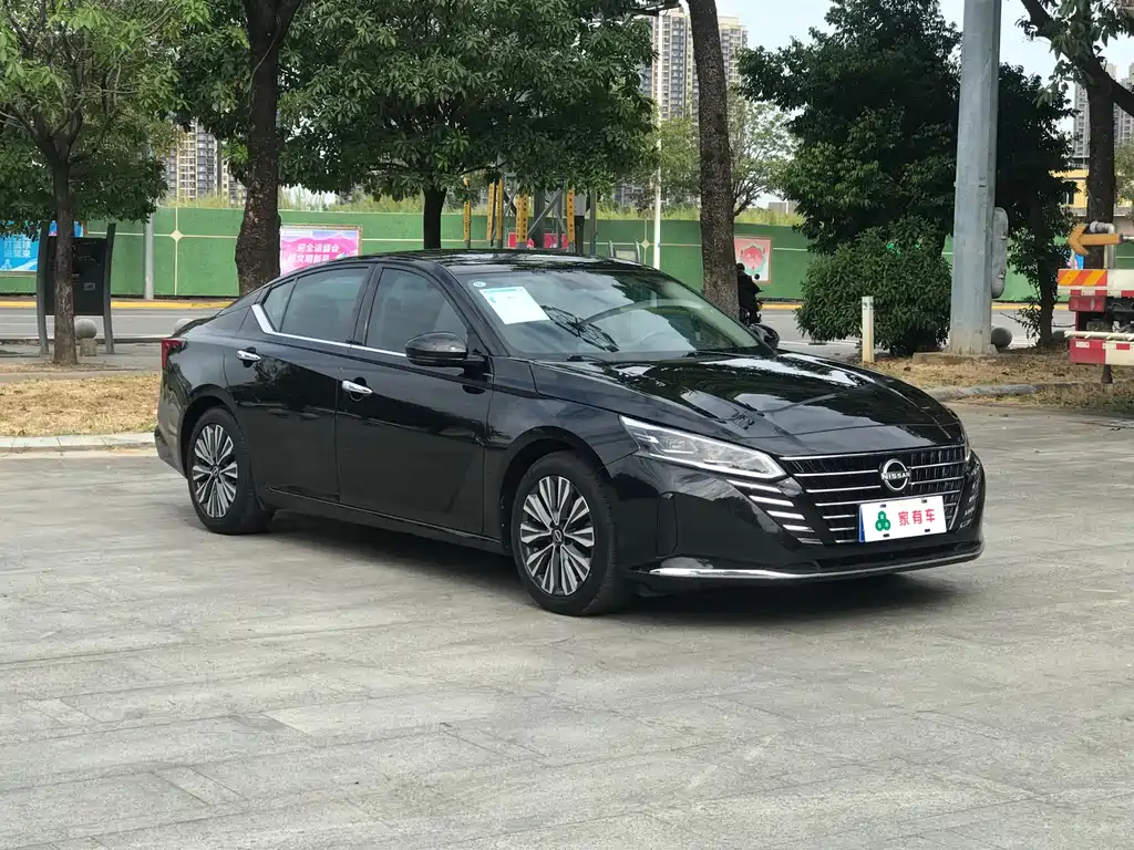 Nissan Teana — фото 3