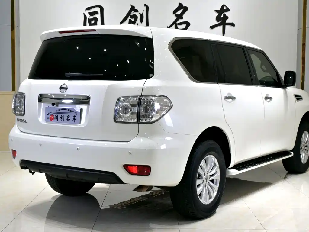 Nissan Patrol — фото 4