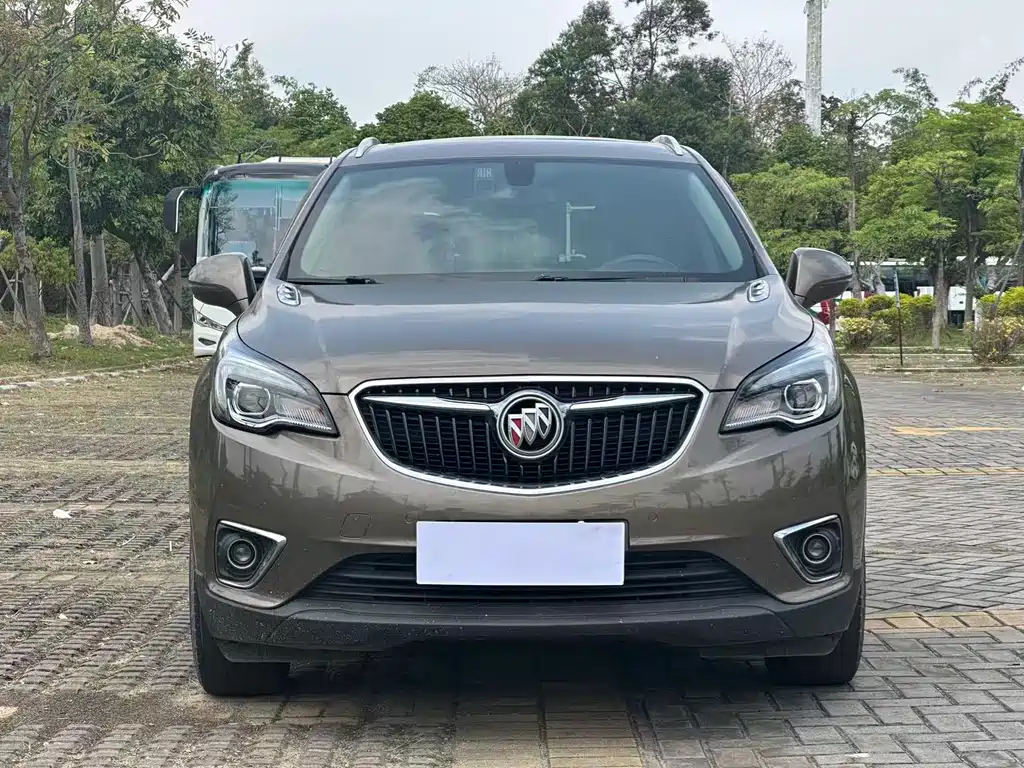 Buick Envision Plus — фото 2