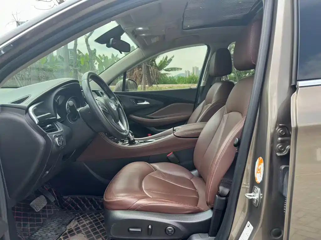 Buick Envision Plus — фото 4