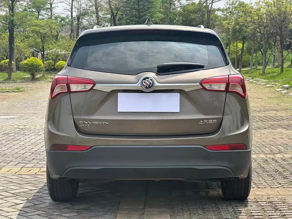 Buick Envision Plus — фото 10