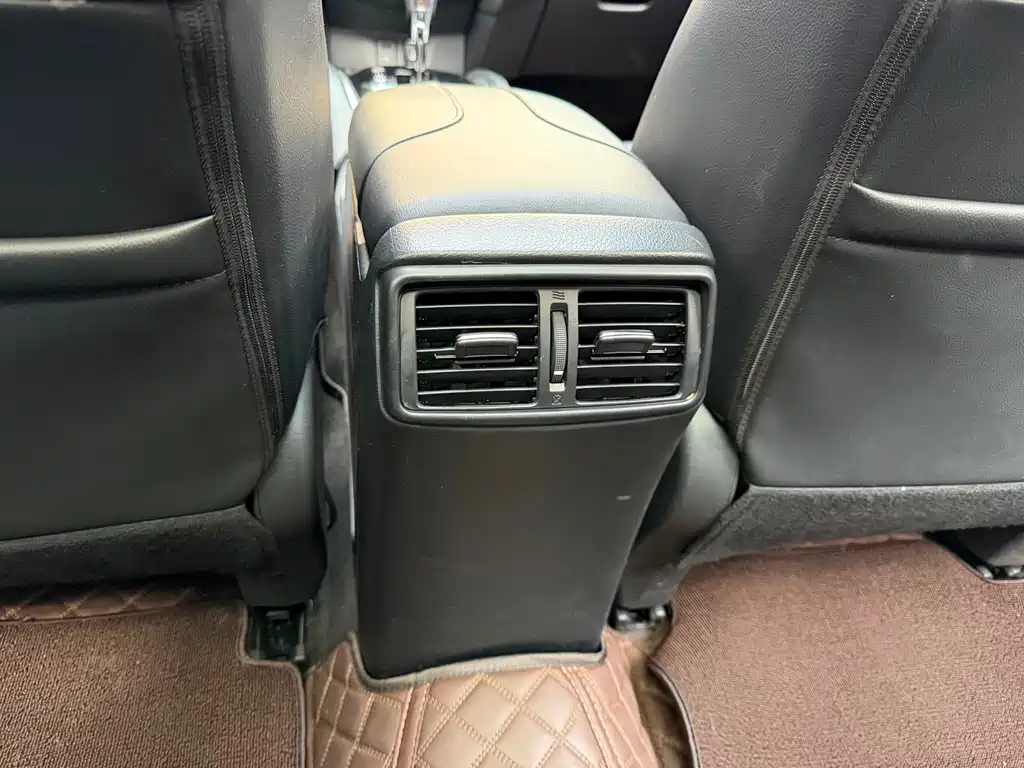 Nissan X-Trail — фото 11
