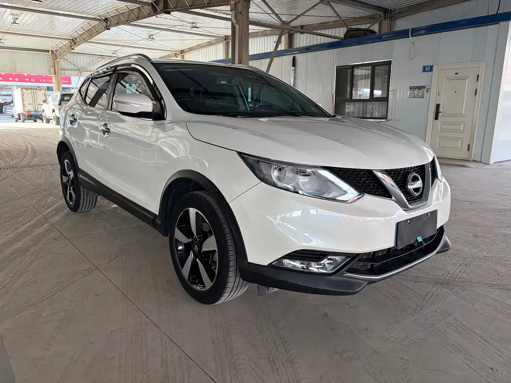 Nissan Qashqai — фото 3