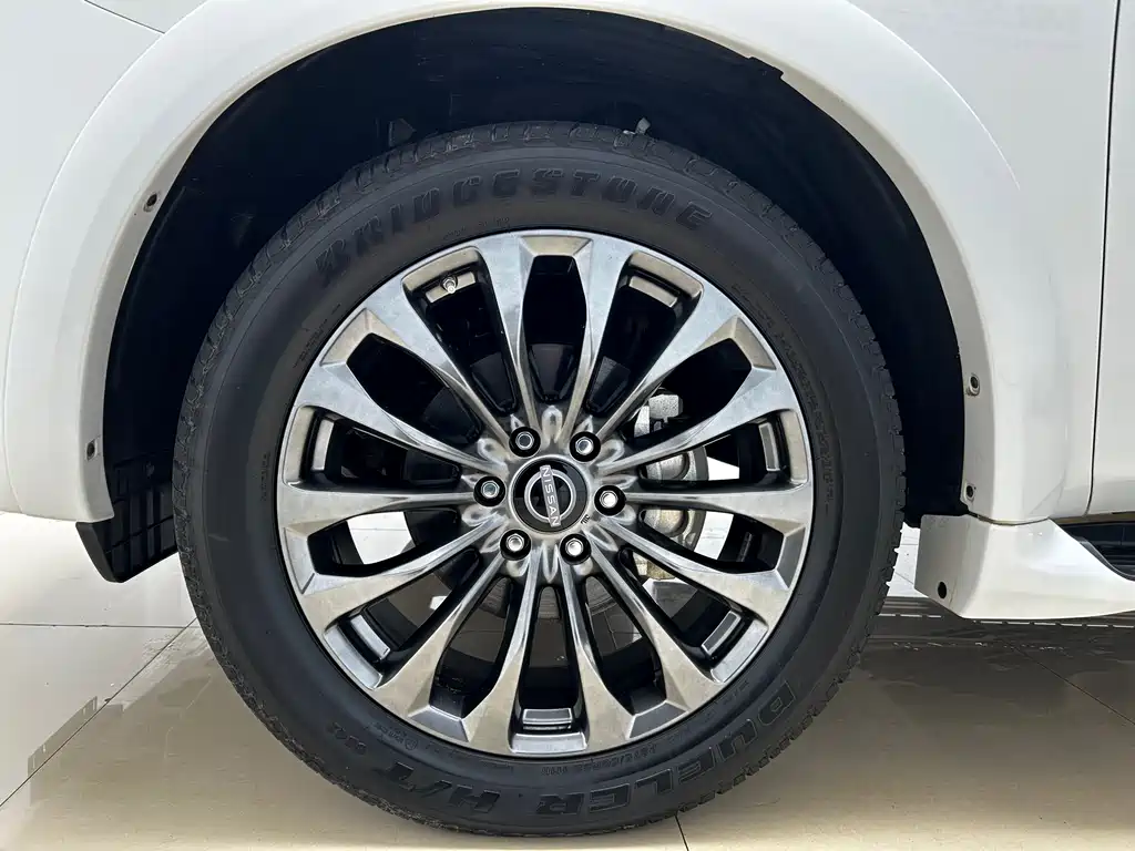 Nissan Patrol — фото 23