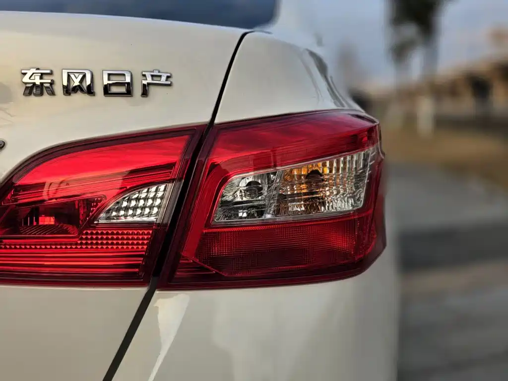 Nissan Sylphy — фото 17