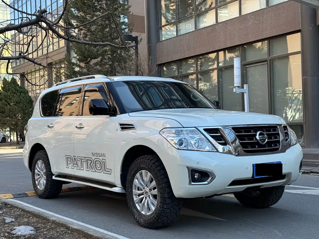Nissan Patrol — фото 3