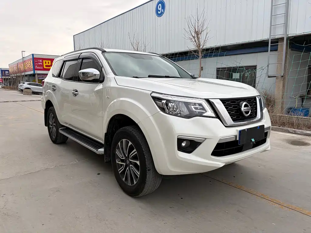 Nissan Terra — фото 3
