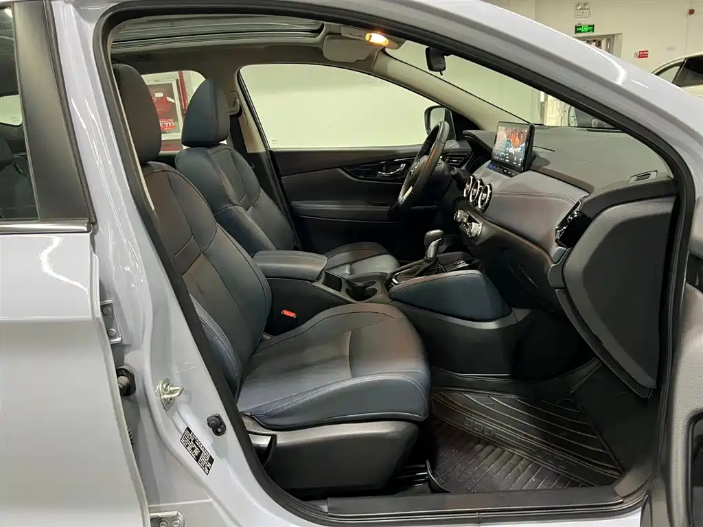 Nissan Qashqai — фото 17