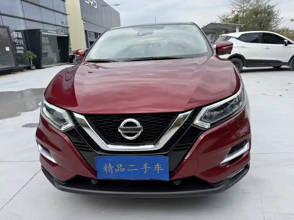 Nissan Qashqai — фото 2
