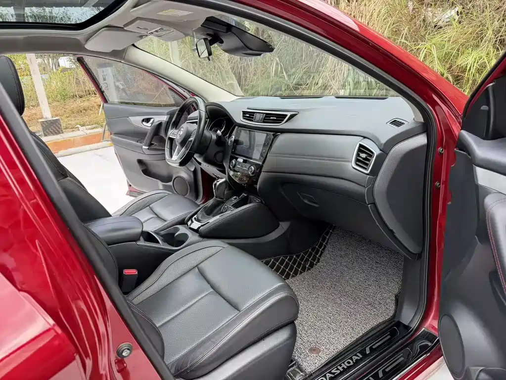 Nissan Qashqai — фото 13