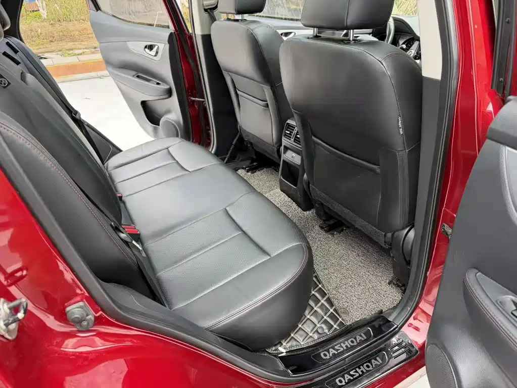 Nissan Qashqai — фото 14