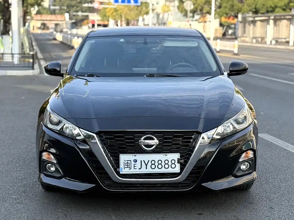 Nissan Teana — фото 2