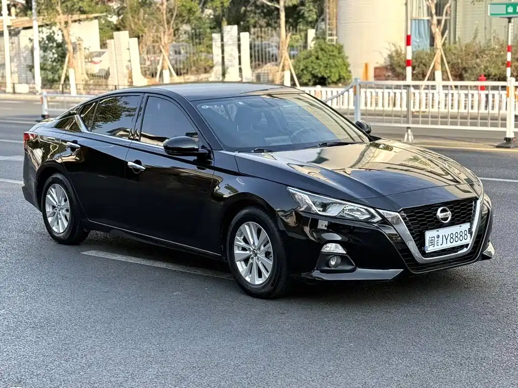 Nissan Teana — фото 3