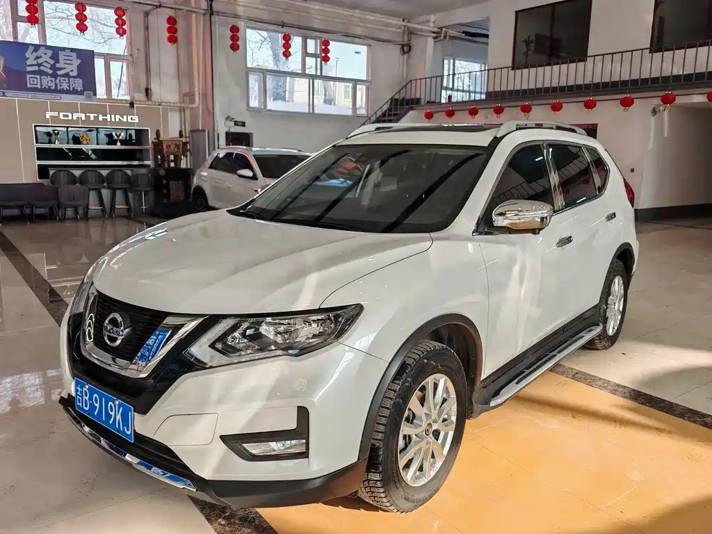 Nissan X-Trail — фото 2