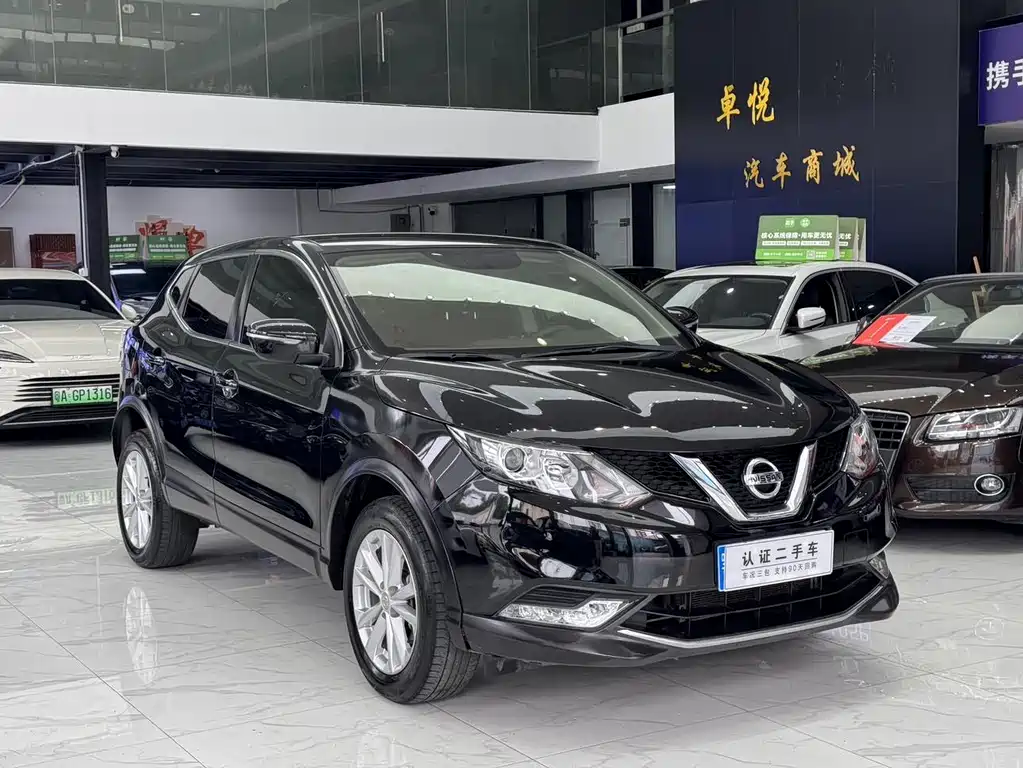 Nissan Qashqai — фото 5
