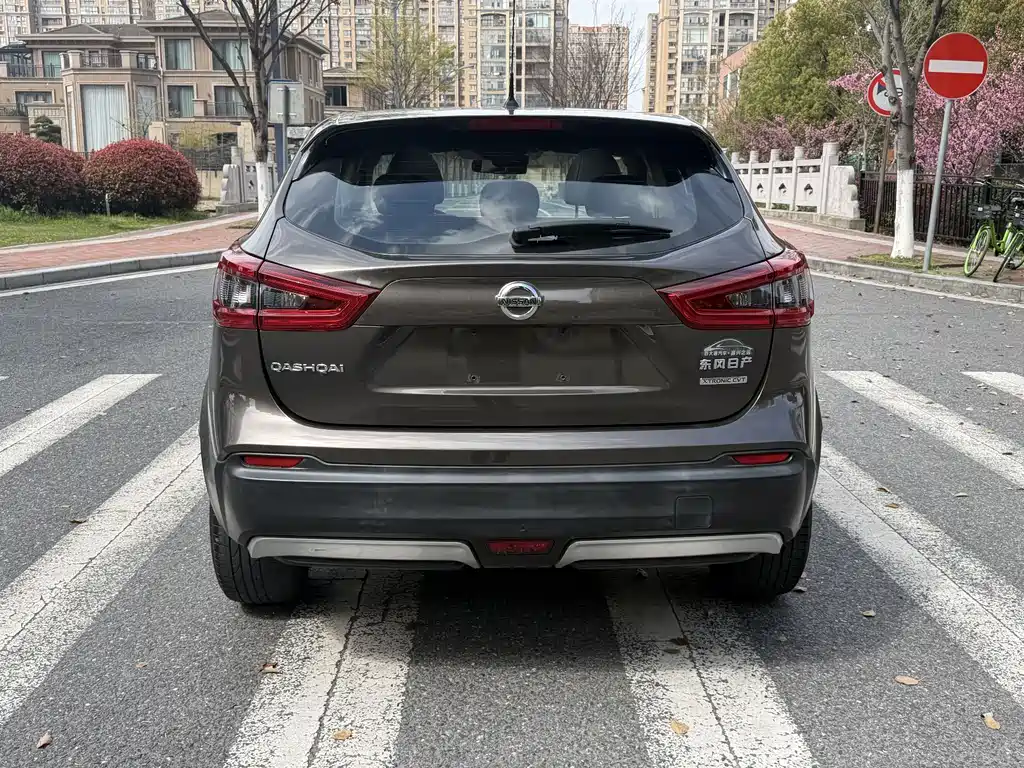 Nissan Qashqai — фото 4
