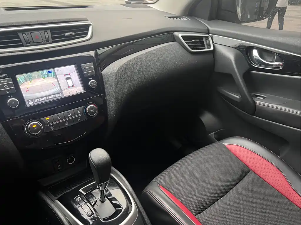 Nissan Qashqai — фото 15