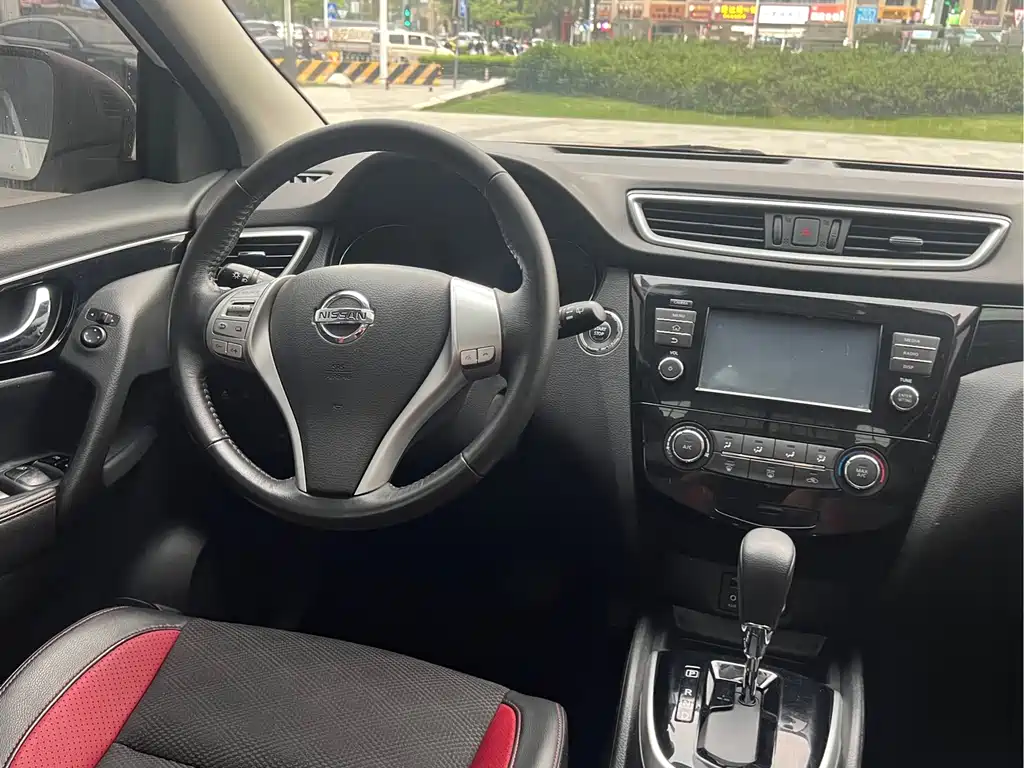 Nissan Qashqai — фото 9