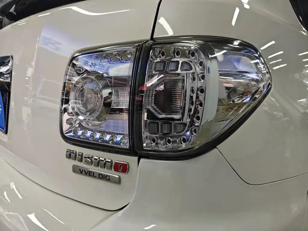 Nissan Patrol — фото 10
