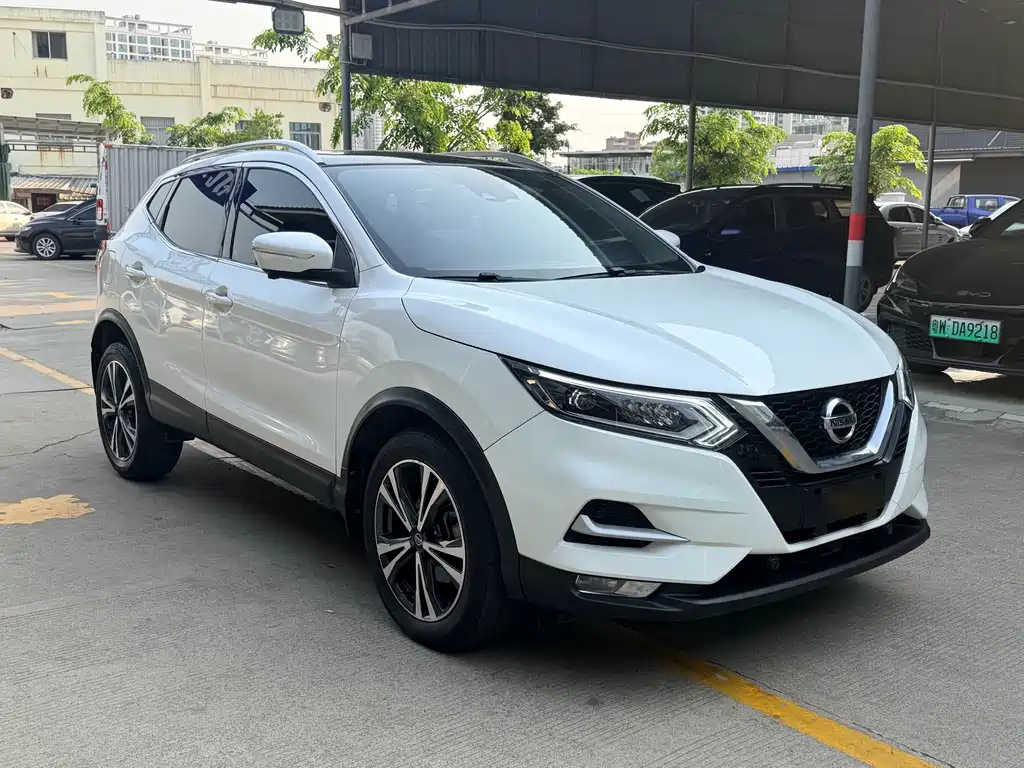Nissan Qashqai — фото 3
